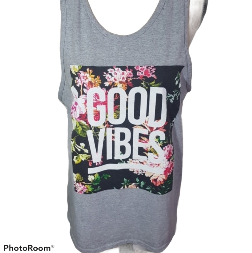 Good Vibes Printed workout grey Top.Size M